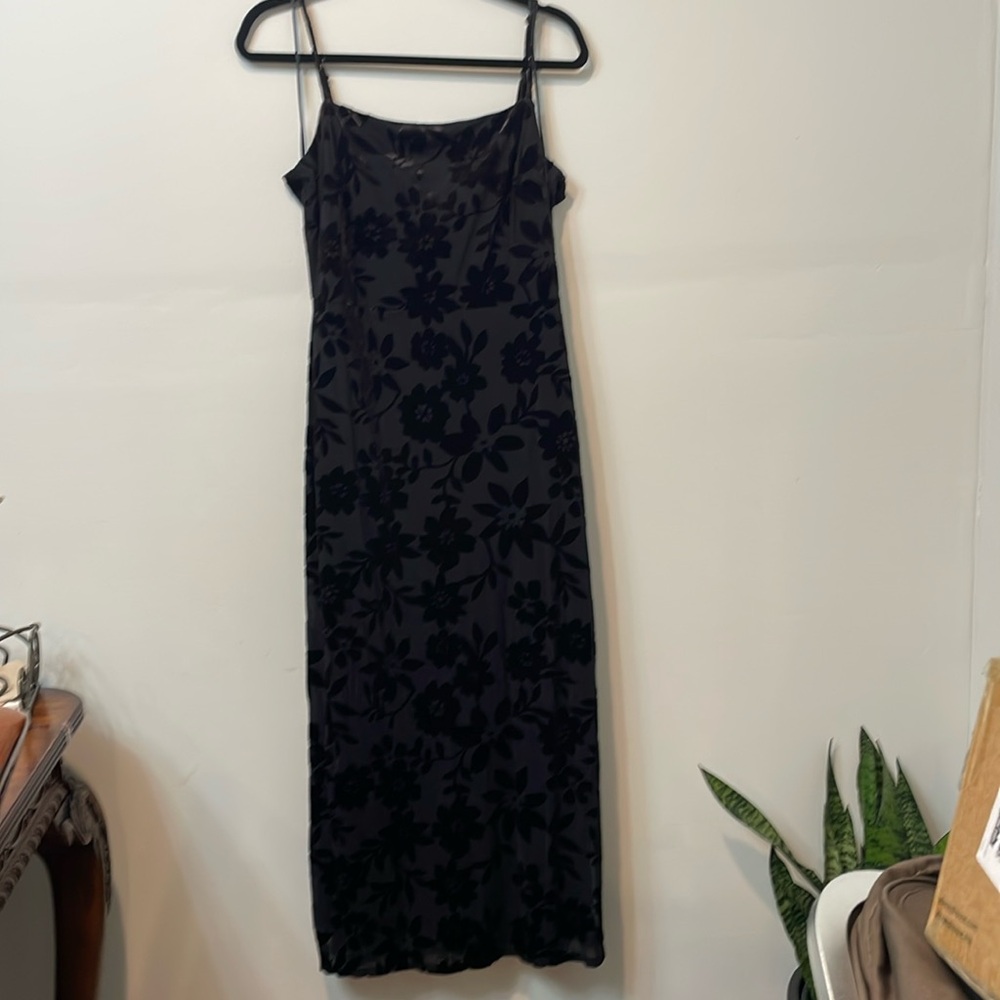 Women’s size 14 velvet black dress